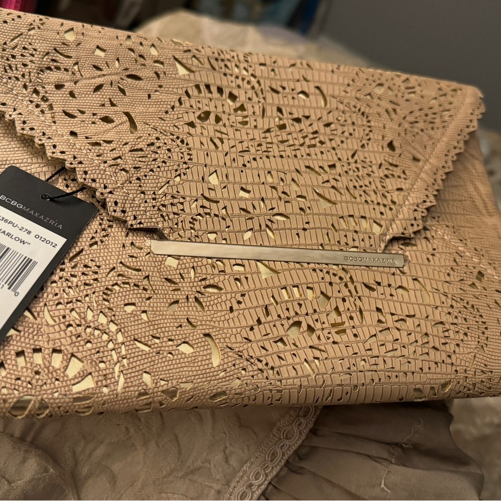 BCBG clutch